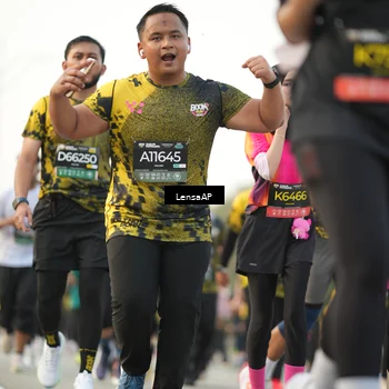Runner Photo 6318350