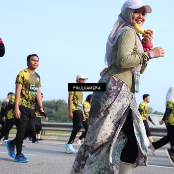 Runner Photo 6318377
