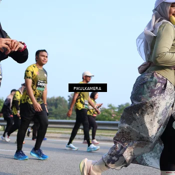 Runner Photo 6318393
