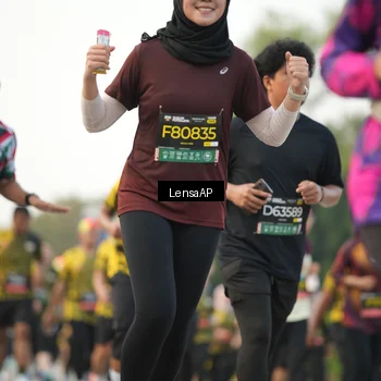Runner Photo 6318418