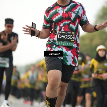 Runner Photo 6318431