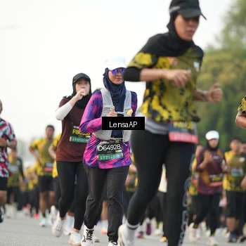 Runner Photo 6318438