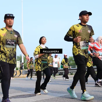 Runner Photo 6318523