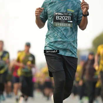Runner Photo 6318565