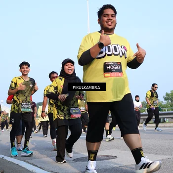 Runner Photo 6318629