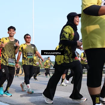 Runner Photo 6318672