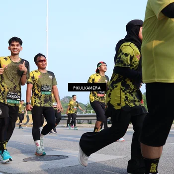 Runner Photo 6318684