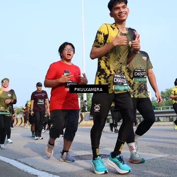 Runner Photo 6318705