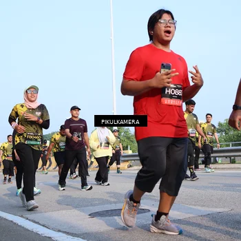Runner Photo 6318756