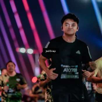 Runner Photo 6318757