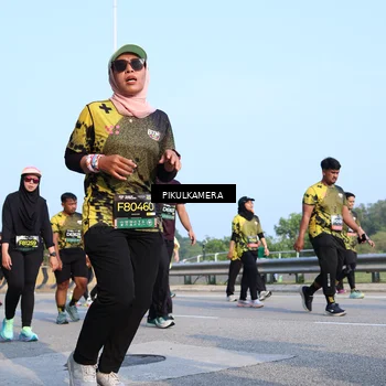 Runner Photo 6318807