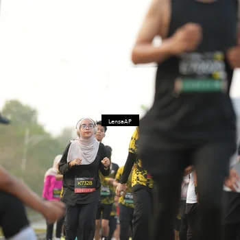 Runner Photo 6318838