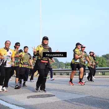 Runner Photo 6318932