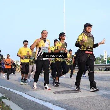 Runner Photo 6318973