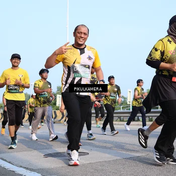 Runner Photo 6318991