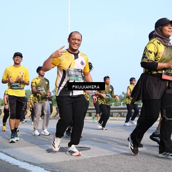 Runner Photo 6319054