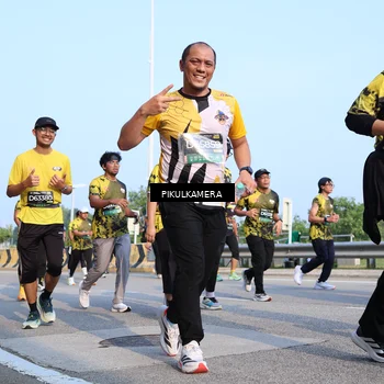 Runner Photo 6319065