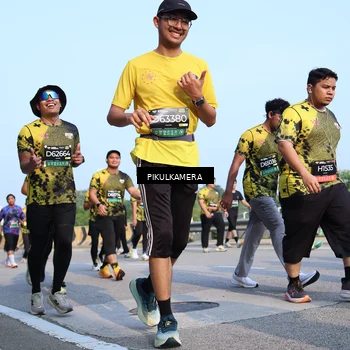 Runner Photo 6319111