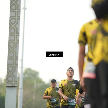 Runner Photo 6319144