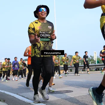 Runner Photo 6319149