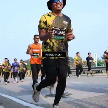 Runner Photo 6319156