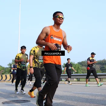 Runner Photo 6319187