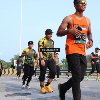 Runner Photo 6319213