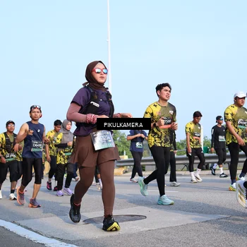 Runner Photo 6319224