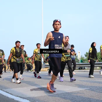 Runner Photo 6319304