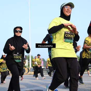 Runner Photo 6319704