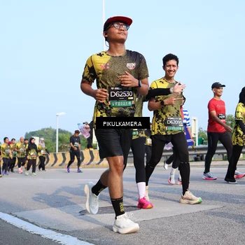 Runner Photo 6319866