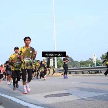 Runner Photo 6319964