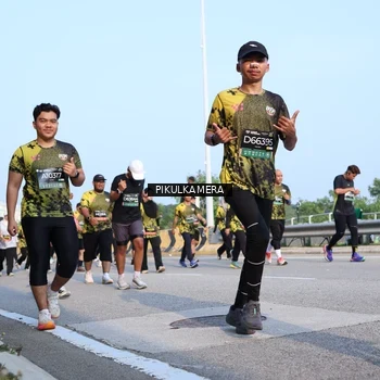 Runner Photo 6320014