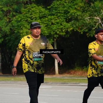 Runner Photo 6320542