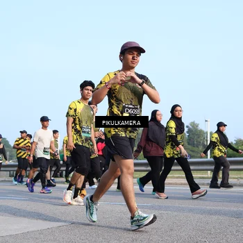 Runner Photo 6321676