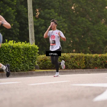 Runner Photo 6322001