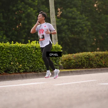 Runner Photo 6322034