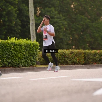 Runner Photo 6322057