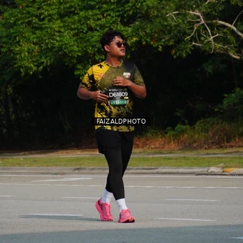 Runner Photo 6322060