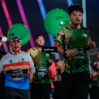 Runner Photo 6322067