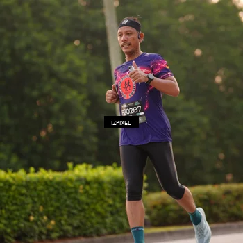 Runner Photo 6322068