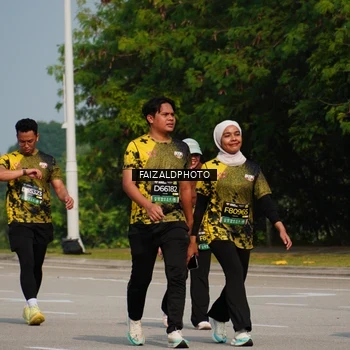 Runner Photo 6322278