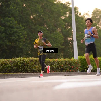 Runner Photo 6322377
