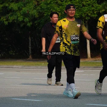 Runner Photo 6322606