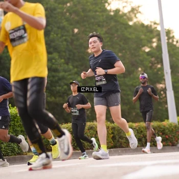Runner Photo 6322859