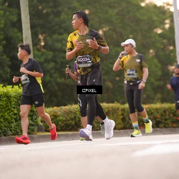 Runner Photo 6322874