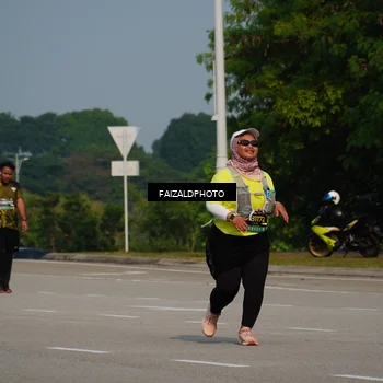 Runner Photo 6323040