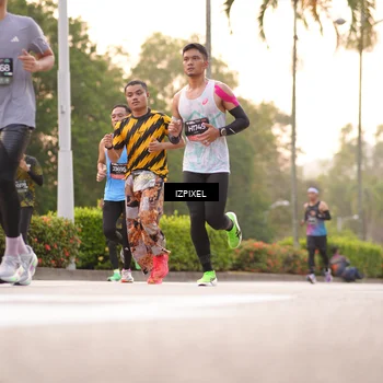 Runner Photo 6323088