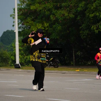 Runner Photo 6323098