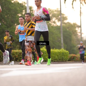 Runner Photo 6323102